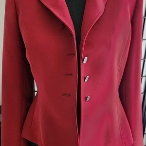 Womens suit - skirt, jacket. Dark red, fully lined, Tahari, size 2P